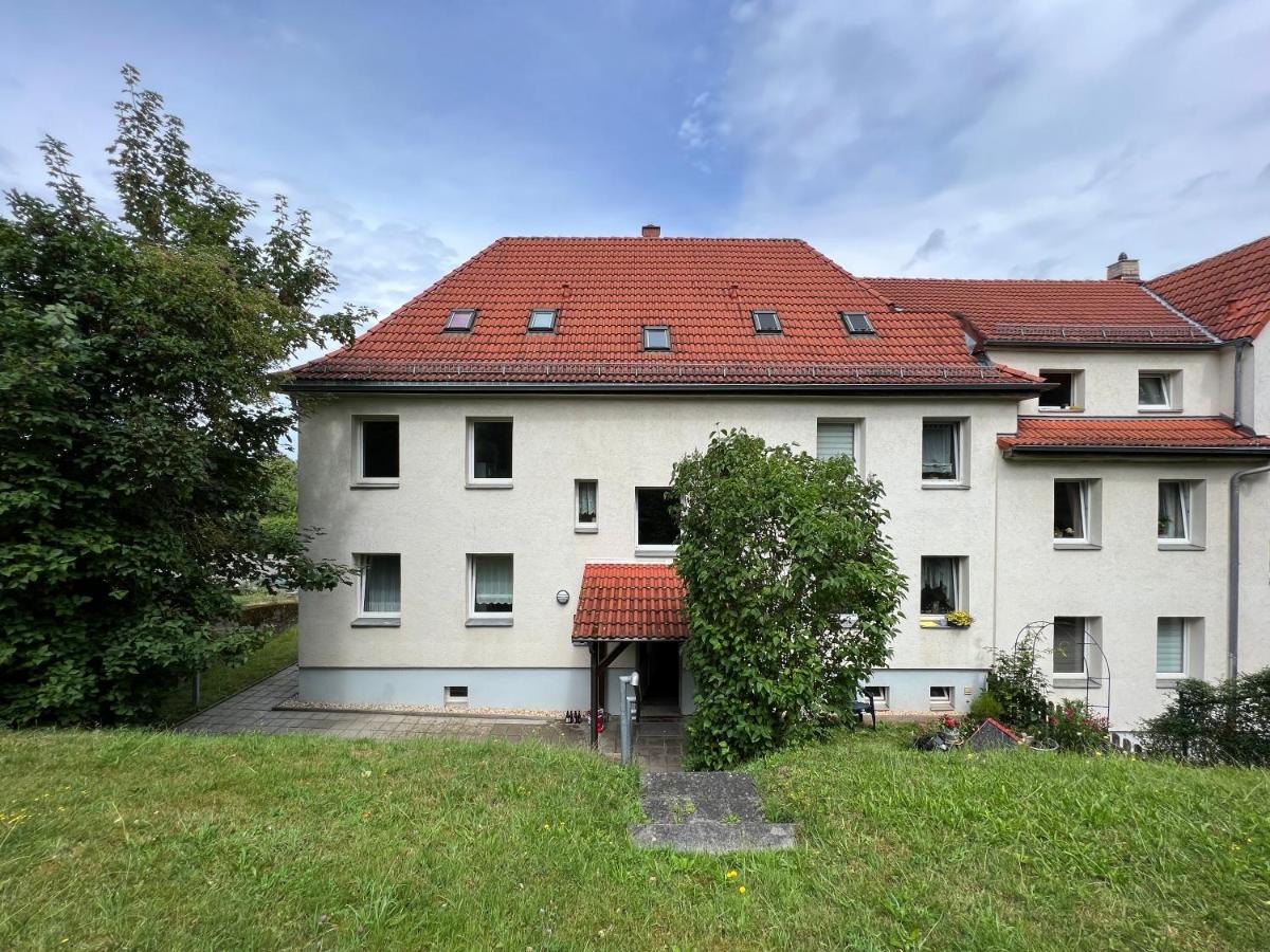 Edler Wohnraum Modernes Vorstadtstudio Mit Emma-Bett, Garten & Kaffeevollautomat Zwickau Dış mekan fotoğraf