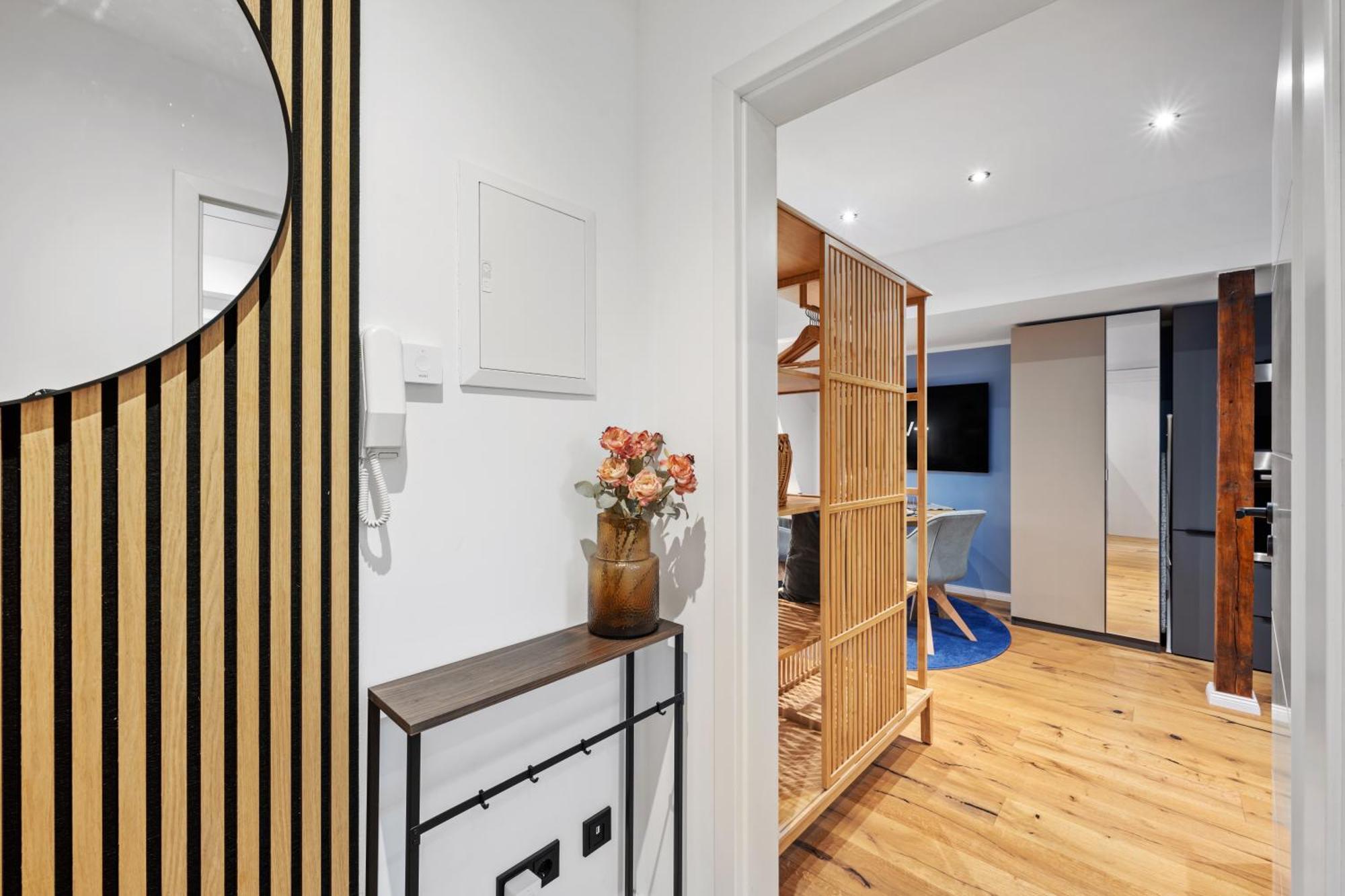 Edler Wohnraum Modernes Vorstadtstudio Mit Emma-Bett, Garten & Kaffeevollautomat Zwickau Dış mekan fotoğraf